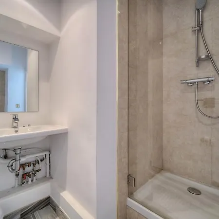 Apartamento Ref 1757 - Back Croisette - Sea View For Rent *