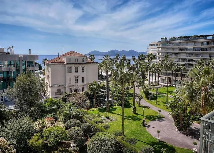 Ref 1757 - Back Croisette - Sea View For Rent Daire *