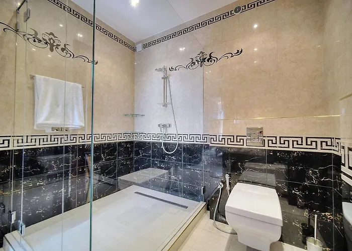 Ref 1757 - Back Croisette - Sea View For Rent * Cannes