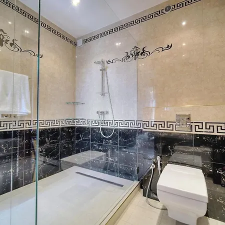 Ref 1757 - Back Croisette - Sea View For Rent * Канны
